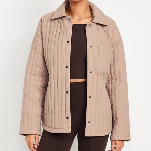 Old Navy Jackets & Blazers - NWT Old Navy Oversized Lightweight Water-Resistant Quilted Jacket